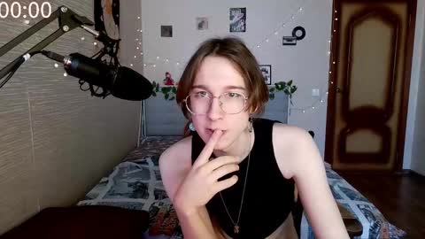 Milena Kuprianova online show from 17, 2, 2025