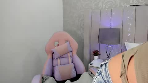 TaniaCarter online show from 28, 2, 2025