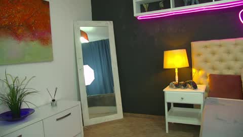 Tania Karevina online show from 28, 3, 2026