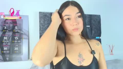 Snapshot of taniamilan chatting on 15, 10, 2025 Tania online show from 15, 10, 2025
