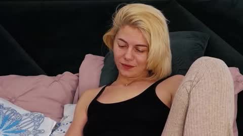 tanyaGrey online show from 19, 2, 2026