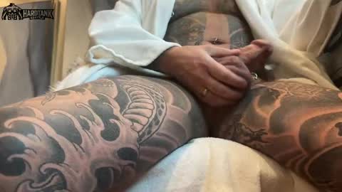 Tank Guy online show from 18, 4, 2026