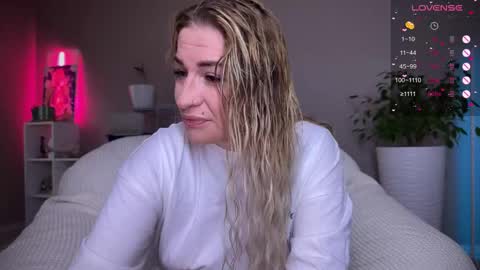 Tanya acid       online show from 16, 10, 2025