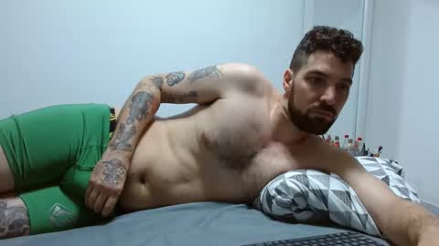 Snapshot of tap_hand2 chatting on 17, 2, 2025 jimmy online show from 17, 2, 2025