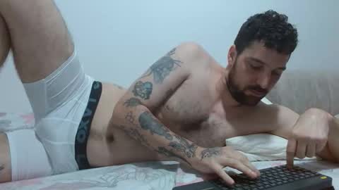 Snapshot of tap_hand2 chatting on 22, 11, 2025 jimmy online show from 22, 11, 2025