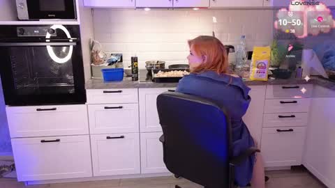 tara_renn online show from 9, 12, 2024