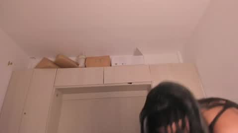 Snapshot of tarawiilson_ chatting on 30, 6, 2026 T A R A online show from 30, 6, 2026