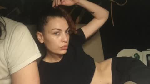 T  J   online show from 3, 3, 2025