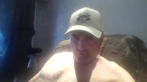 Snapshot of tarzeny77 chatting on 7, 7, 2026 tarzeny77 online show from 7, 7, 2026