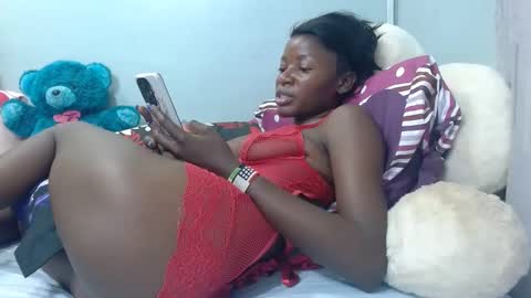 milan online show from 15, 2, 2025