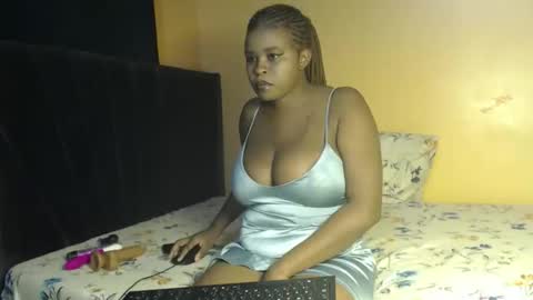 Snapshot of tashaivy chatting on 25, 4, 2026 tasha online show from 25, 4, 2026
