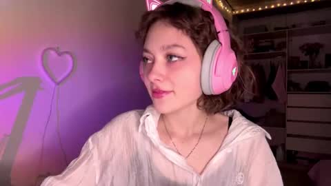 Darlin online show from 4, 3, 2026