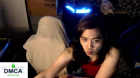 Snapshot of tashakai chatting on 23, 12, 2024 TashaKai online show from 23, 12, 2024