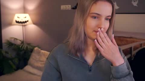 Your Ressie online show from 12, 11, 2025