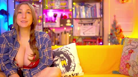 Snapshot of task_manager chatting on 4, 12, 2024 Vivian Clark online show from 4, 12, 2024