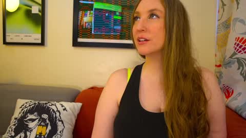 Snapshot of task_manager chatting on 19, 10, 2025 Vivian Clark online show from 19, 10, 2025