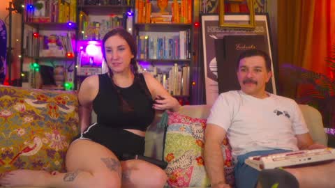 Snapshot of task_manager chatting on 15, 11, 2025 Vivian Clark online show from 15, 11, 2025