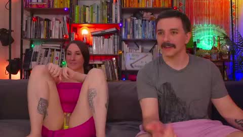 Vivian  Clark online show from 12, 4, 2026