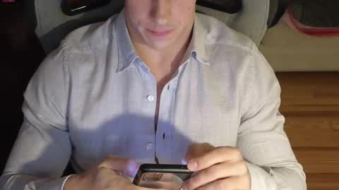 Carlenjoyswithoil online show from 28, 12, 2024