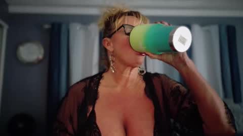 Snapshot of tastycupcake69 chatting on 11, 1, 2026 veronicabrian online show from 11, 1, 2026