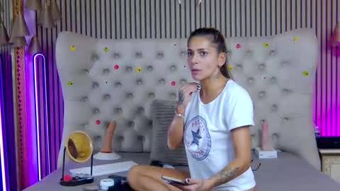 Snapshot of tastypatricia chatting on 12, 10, 2025 TastyPatricia online show from 12, 10, 2025
