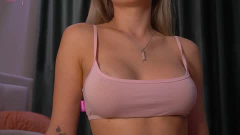 Im Sabrina NEXT LIVE  Tuesday online show from 6, 10, 2025