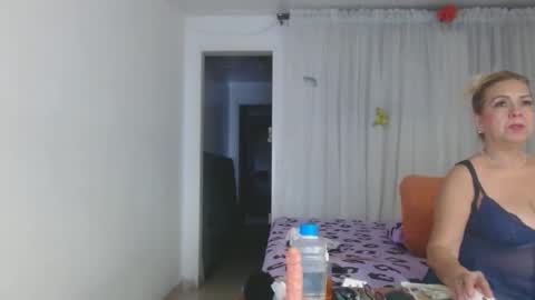 tatiana giraldo online show from 12, 4, 2026