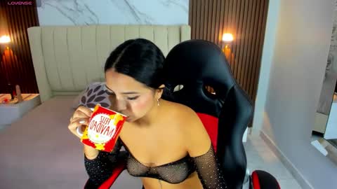 T A T I  online show from 3, 2, 2026