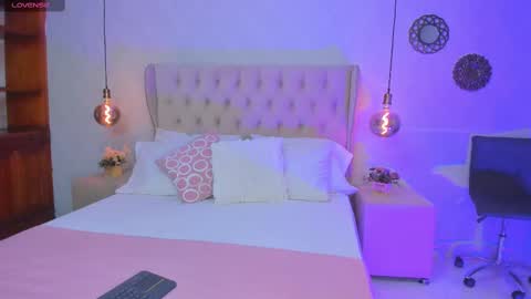 Snapshot of tatihornyy chatting on 5, 11, 2025 TATI online show from 5, 11, 2025