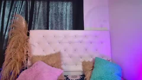 Snapshot of tatixxxvega chatting on 2, 7, 2026 tatix online show from 2, 7, 2026