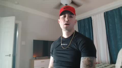 tattedlatino1 online show from 16, 12, 2024