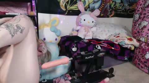 TattedThickandPretty online show from 2, 1, 2025