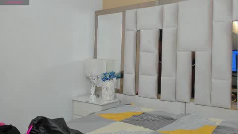 Snapshot of tattibelll chatting on 27, 11, 2025 TattiBell online show from 27, 11, 2025