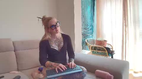 Snapshot of tattoobbgirl chatting on 10, 6, 2026 tattoobbgirl online show from 10, 6, 2026