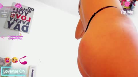 Tatoo foxx online show from 1, 4, 2026