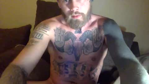 Snapshot of tattoohunkno chatting on 18, 11, 2025 tattoohunkno online show from 18, 11, 2025