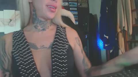 tatuada_safada online show from 26, 11, 2025