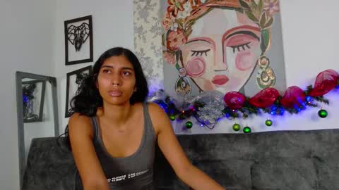 Snapshot of taty_miller chatting on 14, 12, 2025 Taty Miller online show from 14, 12, 2025