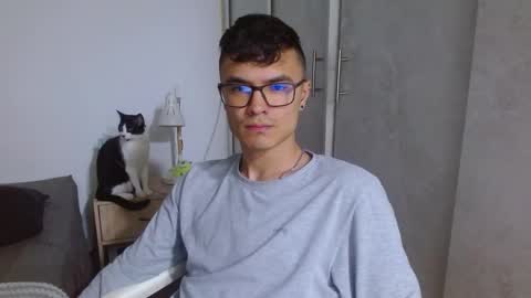 Snapshot of taurus4k chatting on 7, 12, 2024 taurus4k online show from 7, 12, 2024