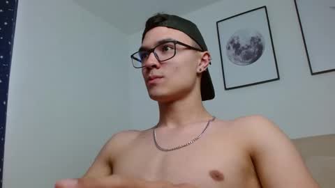 Snapshot of taurus4k chatting on 19, 12, 2024 taurus4k online show from 19, 12, 2024