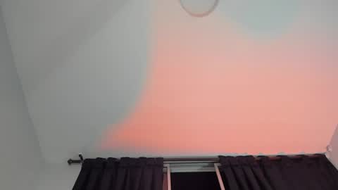 tayler_milers online show from 15, 6, 2026