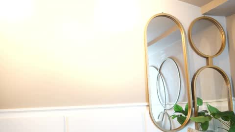 Teylor  Kim online show from 15, 9, 2025