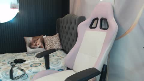 Taylor online show from 18, 4, 2026