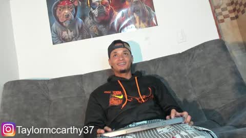 Taylor Mccarthy online show from 3, 1, 2025