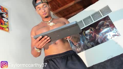 Taylor Mccarthy online show from 8, 1, 2025