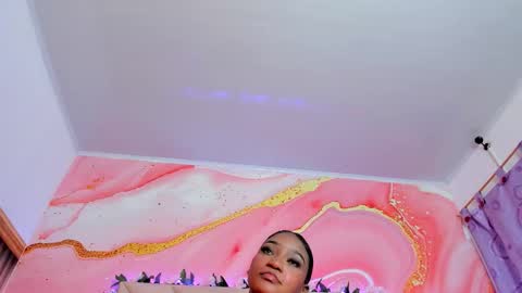 Snapshot of taylor_oriana_ chatting on 10, 9, 2025 Oriana online show from 10, 9, 2025