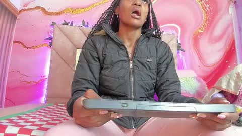 Snapshot of taylor_oriana_ chatting on 3, 10, 2025 Oriana online show from 3, 10, 2025