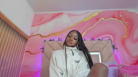 Snapshot of taylor_oriana_ chatting on 14, 10, 2025 Oriana online show from 14, 10, 2025