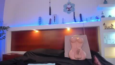 Taylor online show from 23, 12, 2024