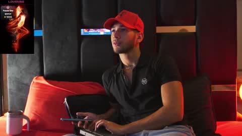 taylorsmiths_ online show from 18, 1, 2026